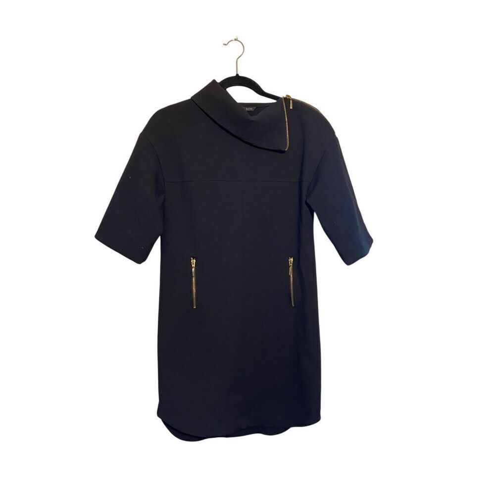 Zara women’s black short sleeve zip shoulder knee length dress S/XS